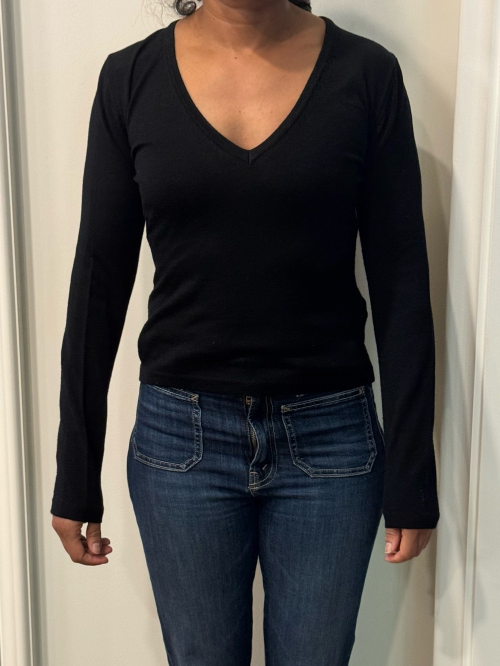Classic Black V-Neck Long Sleeve sweater
